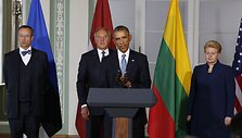 Estijos prezidentas Toomas Hendrikas Ilvesas, Lietuvos prezidentė Dalia Grybauskaitė, Latvijos prezidentas Andris Bėrzinis ir JAV prezidentas Barackas Obama