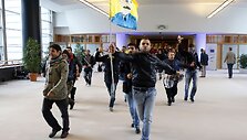 Kurdų demonstrantai įsiveržė į Europos Parlamentą. 