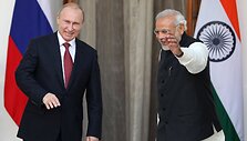 Rusijos prezidentas Vladimiras Putinas ir Indijos premjeras Narendra Modi 