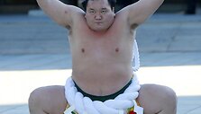 Sumo imtynininkas &bdquo;Meiji&ldquo; &scaron;ventykloje