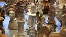 Dalis konfiskuotų kontrabandininkų archeologinių vertybių.