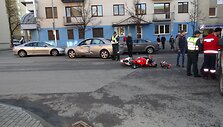 Mopedo &bdquo;Aprilia RS50&ldquo; ir automobilio &bdquo;Nissan Primera&ldquo; avarija Alytuje