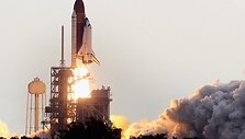 Erdvėlaivio &bdquo;Endeavour&ldquo; pakilimo akimirka