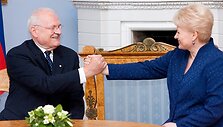 Slovakijos prezidentas Ivanas Ga&scaron;parovičius ir Dalia Grybauskaitė