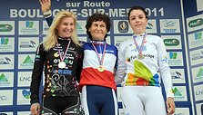 Jeannie Longo (centre), Christel Ferrier (kairėje) ir Audrey Cordon