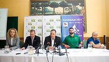 Dalia Venslovaitė, Mindaugas &Scaron;pokas, Tadas Vizgirda, Linas Kleiza ir Jurgis Didžiulis
