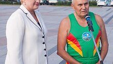 Lietuvos Respublikos prezidentė Dalia Grybauskaitė (kairėje)