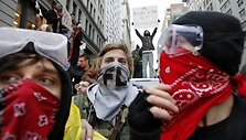 Demonstrantai