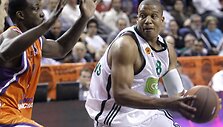 M.Batiste'as gavo traumą