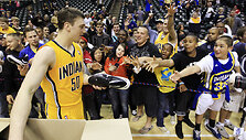 Tyleris Hansbroughas ir Indijanos klubo fanai