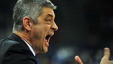 &bdquo;Anadolu Efes&ldquo; trenerio Oktay Mahmuti reakcija