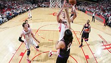 Donatas Motiejūnas pranoko Luisą Scolą