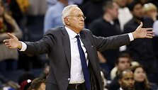 Treneris Larry Brownas