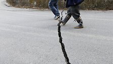 Žemės drebėjimų ir cunamio padariniai