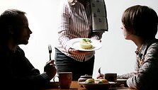 Bandant pragyventi už minimumą teks pamir&scaron;ti pasisėdėjimus kavinėse ir daug kitų malonių, bet nemažai kainuojančių pramogų.