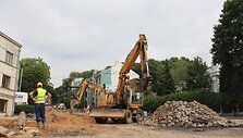 Rekonstruojant Parodos gatvę Kaune aptiktas XX amžiaus akmenų grindinys