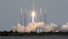 Raketos &bdquo;Falcon-9&ldquo; kilimas.