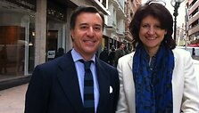 Verslininkas Enrique Palomino Bilbao ir Lietuvos ambasadorė Ispanijoje Audra Plepytė