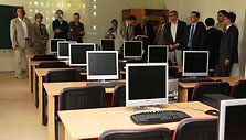 kademijoje vyks mokymai ne tik studentams, bet ir verslo įmonių darbuotojams, o naujoji Mobiliųjų aplikacijų laboratorija nuo ankstesnių skiriasi tuo, kad joje gims i&scaron;skirtinai verslui skirti sprendimai. 
