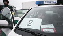 Į Lietuvą atgabenta nauja eurų siunta