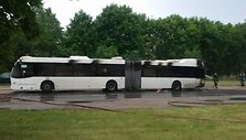 Liepsnos kėsinosi į autobusą