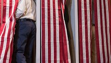  Demokratų kandidatė Hillary Clinton įgijo labai ankstyvą persvarą