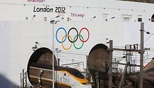 Keliaujančius Eurotuneliu dar Prancūzijoje pasitinka žinia apie artėjančias Londono olimpines žaidynes