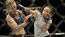 Michelle Waterson vs. Paige VanZant
