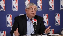 NBA komisaras Davidas Sternas paskelbė apie lokauto pradžią