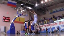 Dėjimas per 7 žmones