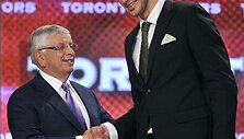 Jonas Valančiūnas ir Davidas Sternas