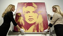 Andy Warholo sukurtas Brigitte Bardot portretas aukcione parduotas už 5 mln. dolerių