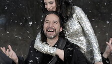 Andrew Richardsas ir Asmik Grigorian