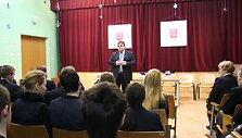 Linas Linkevičius apie užsienio politiką diskutavo su Nemėžio &Scaron;v. Rapolo Kalinausko gimnazistais