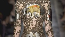 &bdquo;Valentino&ldquo; auk&scaron;tosios mados modelis