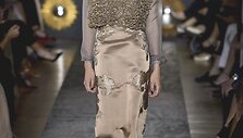 &bdquo;Valentino&ldquo; auk&scaron;tosios mados modelis