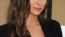 Peyton List &scaron;venčia 27-ąjį gimtadienį