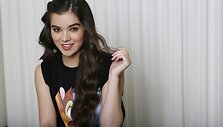 Hailee Steinfeld &scaron;venčia 17-ąjį gimtadienį