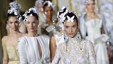 &bdquo;Alexis Mabille&ldquo; kolekcijos pristatymas