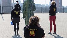 &bdquo;Cirque du Soleil&ldquo; artistai stebėjo saulės užtemimą Vilniuje