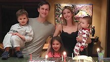 Ivanka Trump ir Jaredas Kushneris su vaikais Josephu, Arabella ir Theodore'u