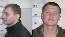 &Scaron;iaulių policija skelbia &bdquo;bulotinių&ldquo; gaujos narių paie&scaron;ką: Nerijus Bulota (kairėje) ir Laimis Kariakinas