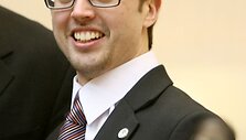 Studentas vicemeras V.Mačiulis tvirtino nesivelsiąs į politikos veteranų intrigas. 