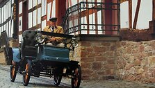Pirmasis &bdquo;Opel&ldquo; surinktas automobilis Riuselheime 1899 m.