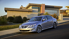 2011 metų &bdquo;Hyundai Genesis&ldquo;