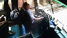 Herojus autobuso vairuotojas