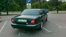 &bdquo;Jaguar&ldquo; dviejose neįgaliųjų vietose