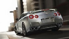2014 m. &bdquo;Nissan GT-R&ldquo;