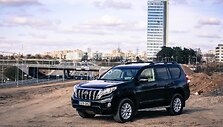 Atnaujintas &bdquo;Toyota Land Cruiser&ldquo;