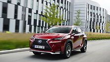 &bdquo;Lexus NX300h&ldquo; su &bdquo;F Sport&ldquo; komplektacija